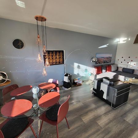 Tichnich Appartement - 2 Bedrooms - 1 Min Away From Train Station Annemasse Εξωτερικό φωτογραφία